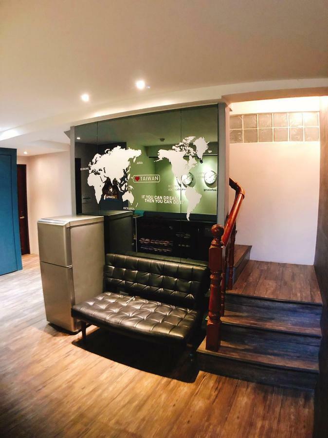 Апартаменты Traveler Station R15 Гаосюн Экстерьер фото